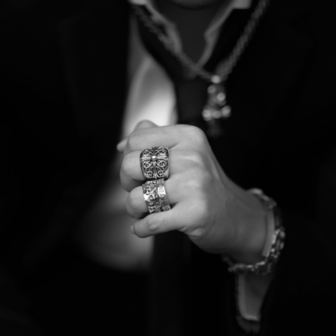 CLASSIC OVAL RING