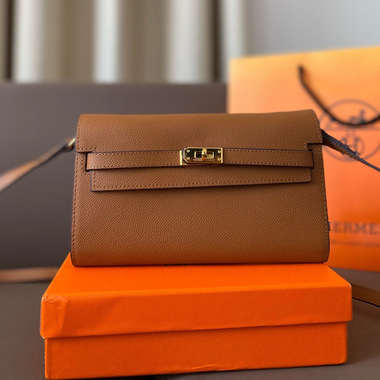 Epsom Kelly Wallet