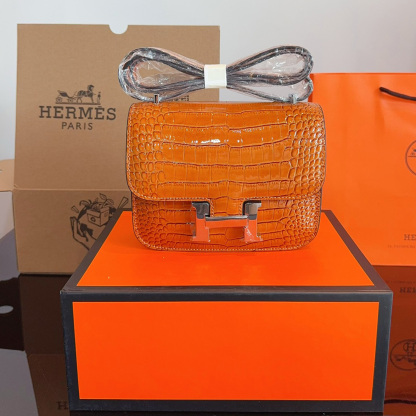 Constance Mini 18 Bag