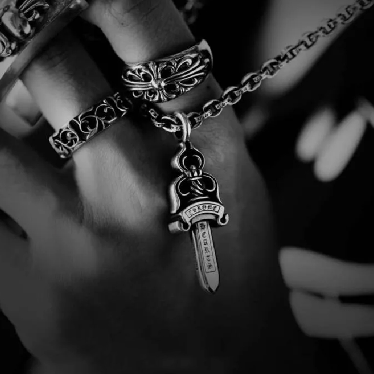 FLORAL CROSS RING