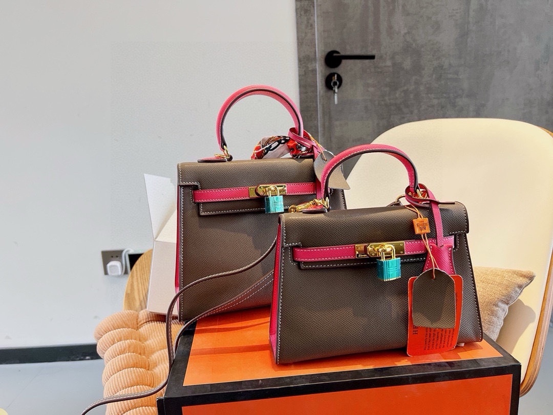 Kelly 20/25 Bag