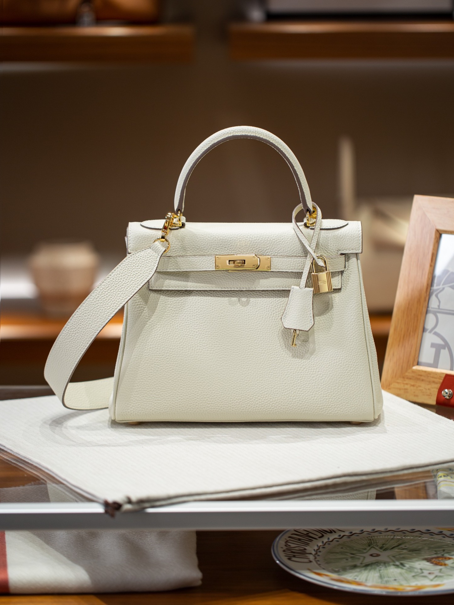 KELLY 28 FIRST LAYER TOGO COWHIDE WHITE