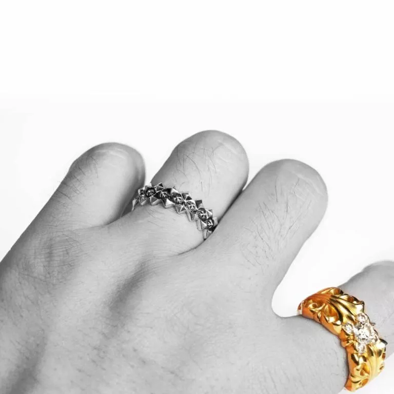 CH PLUS RAGGED EDGE RING