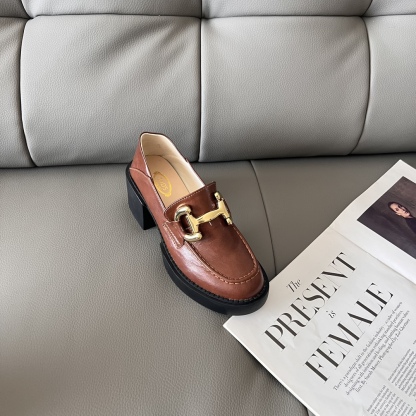 Loafers in Leather