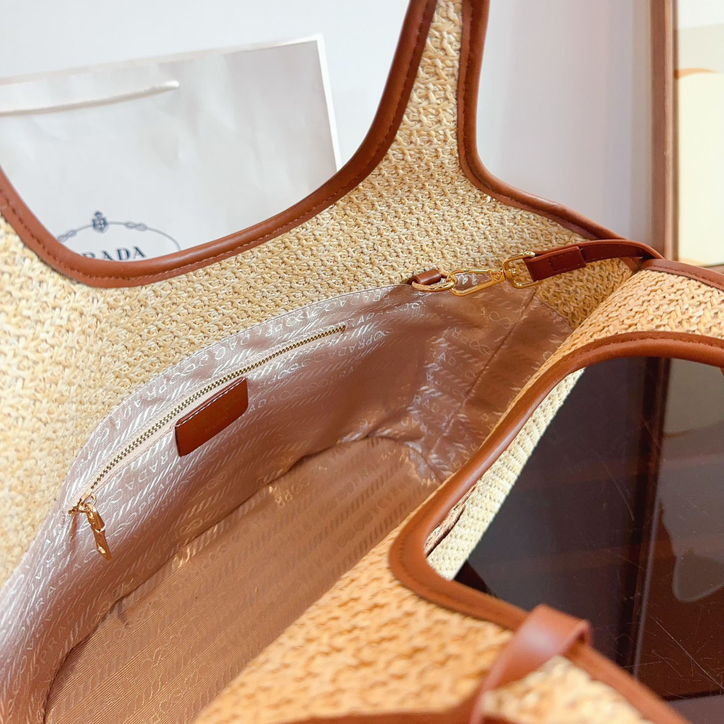 *mini-buckle bag