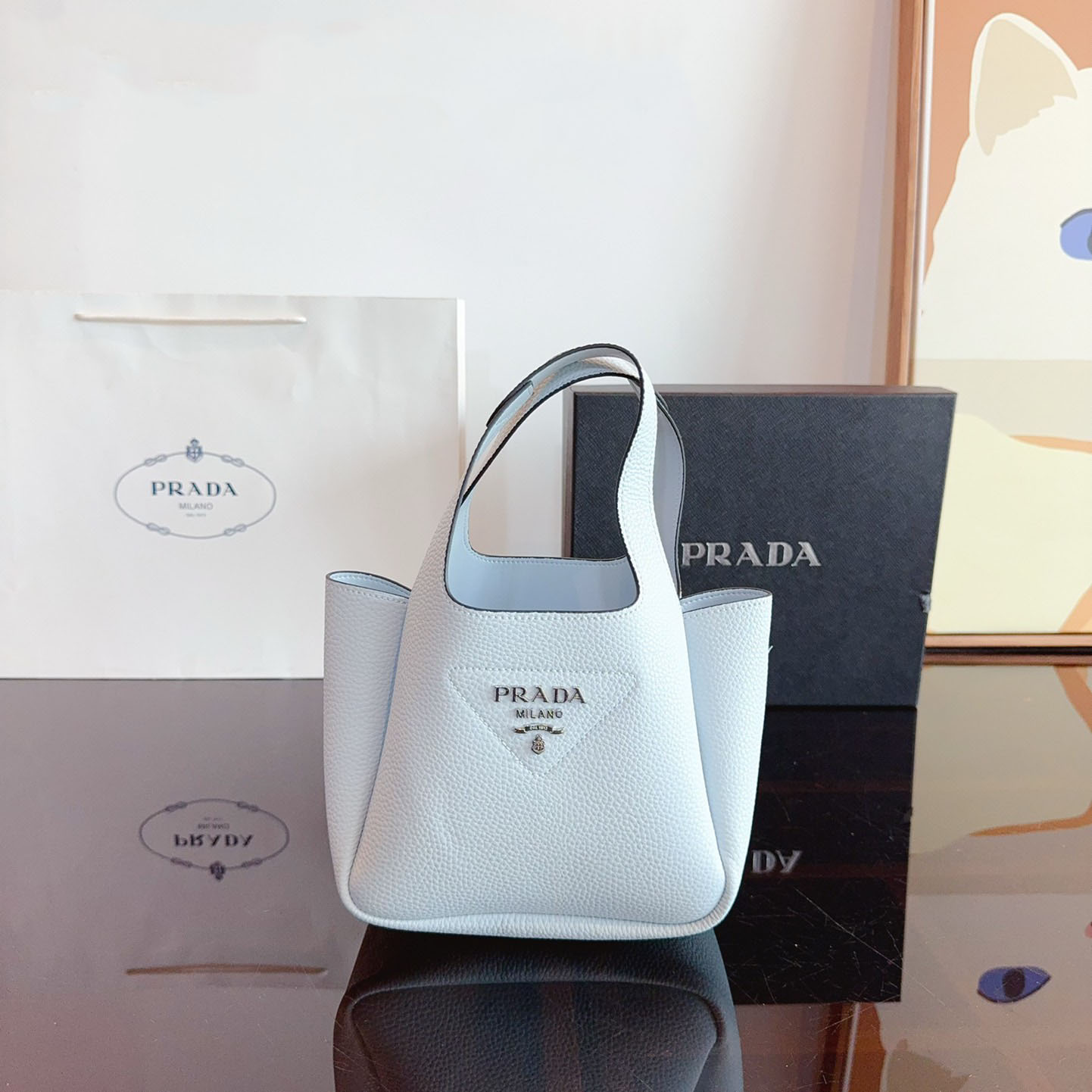 *Leather mini bag