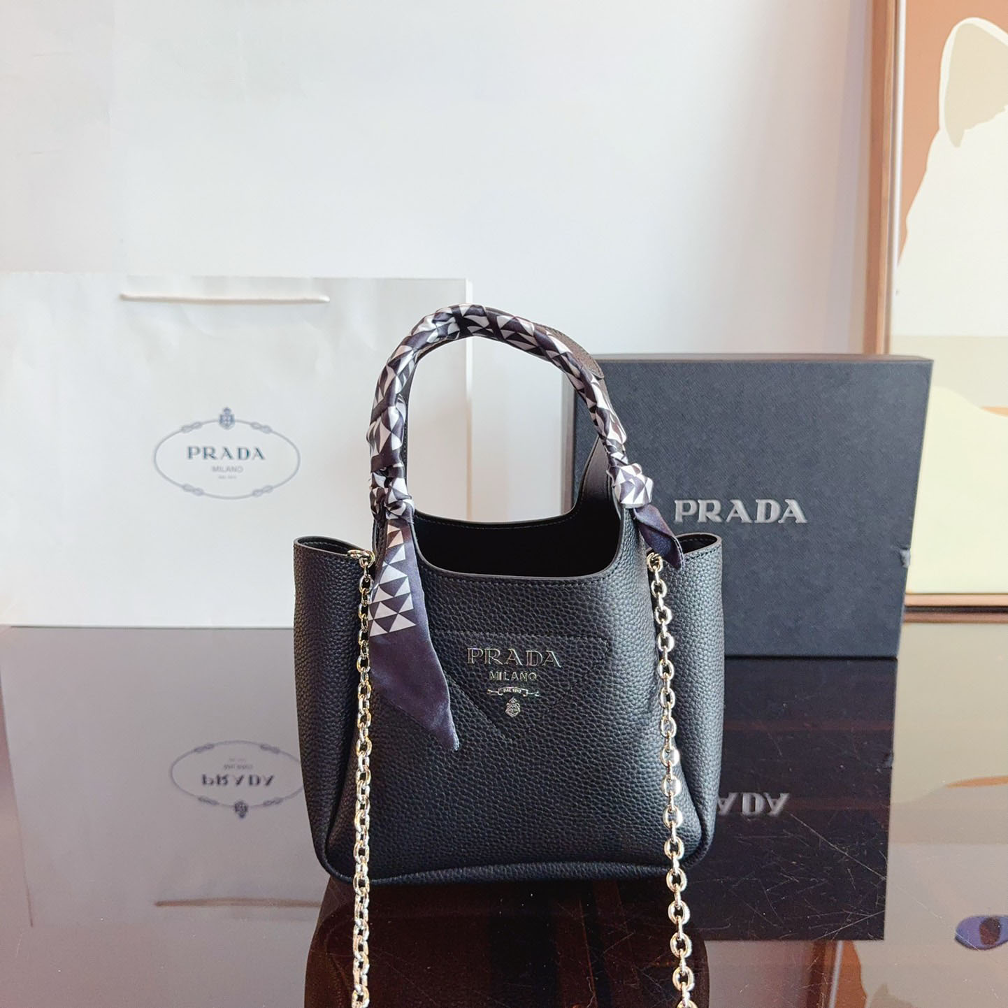 *Leather mini bag