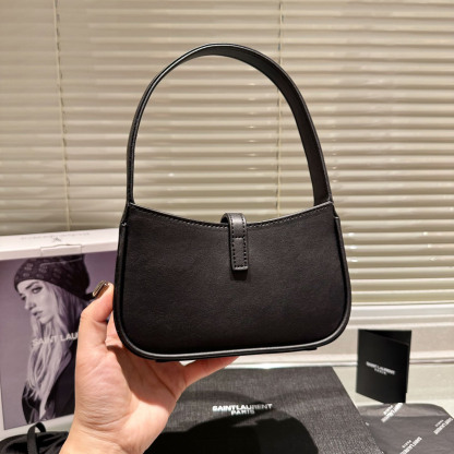 LE 5 À 7 IN VEGETABLE-TANNED LEATHER