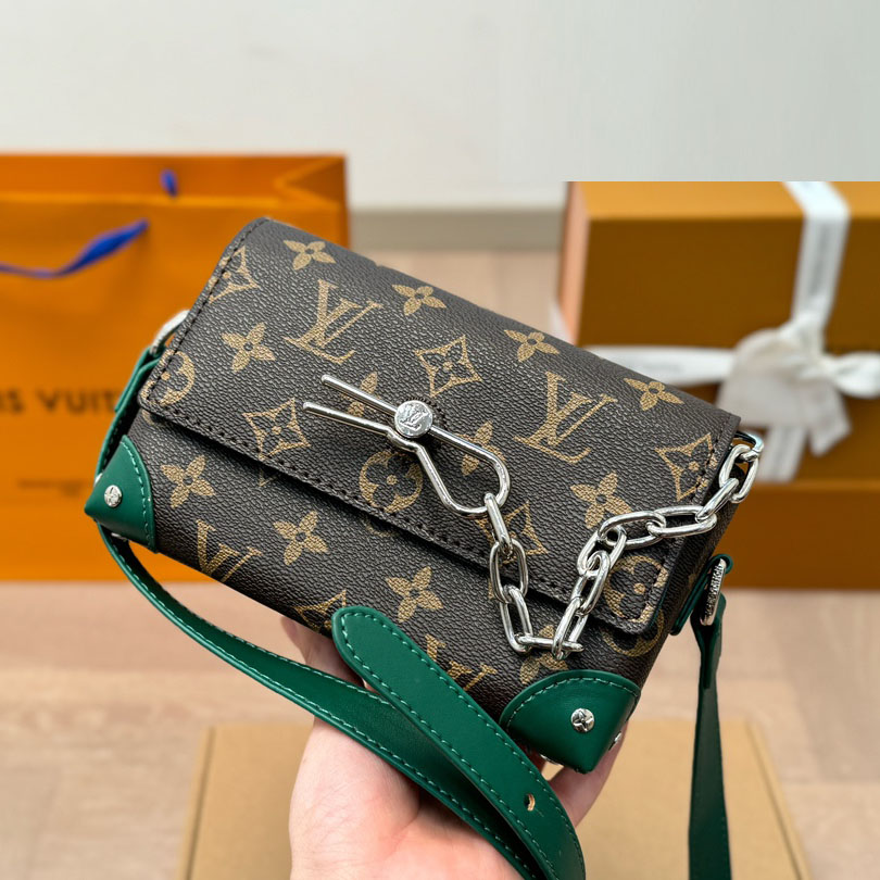 *Steamer Wearable Wallet