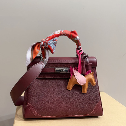 Kelly 28 Sellier Bag Gold Epsom Leather with Gold Hardware