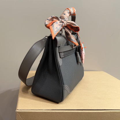 Kelly 28 Sellier Bag Gold Epsom Leather with Gold Hardware