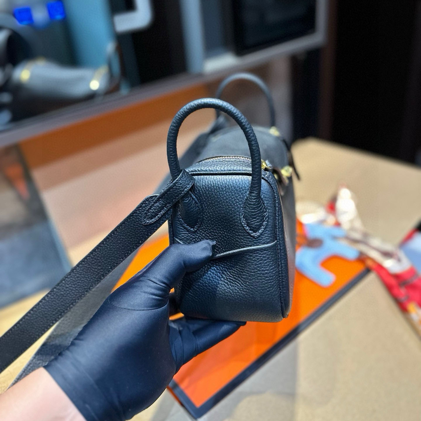 Lindy 26 Bag Coveted Etoupe Clemence Leather Palladium