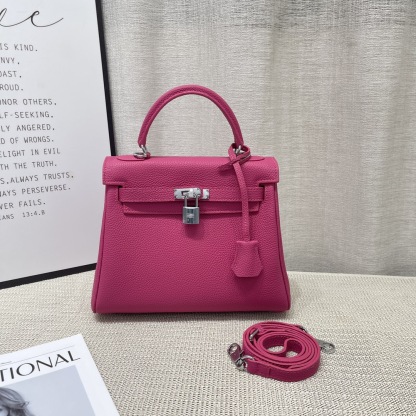 Herthtmes Togo Birkin 20/25 Bottle Red Bag