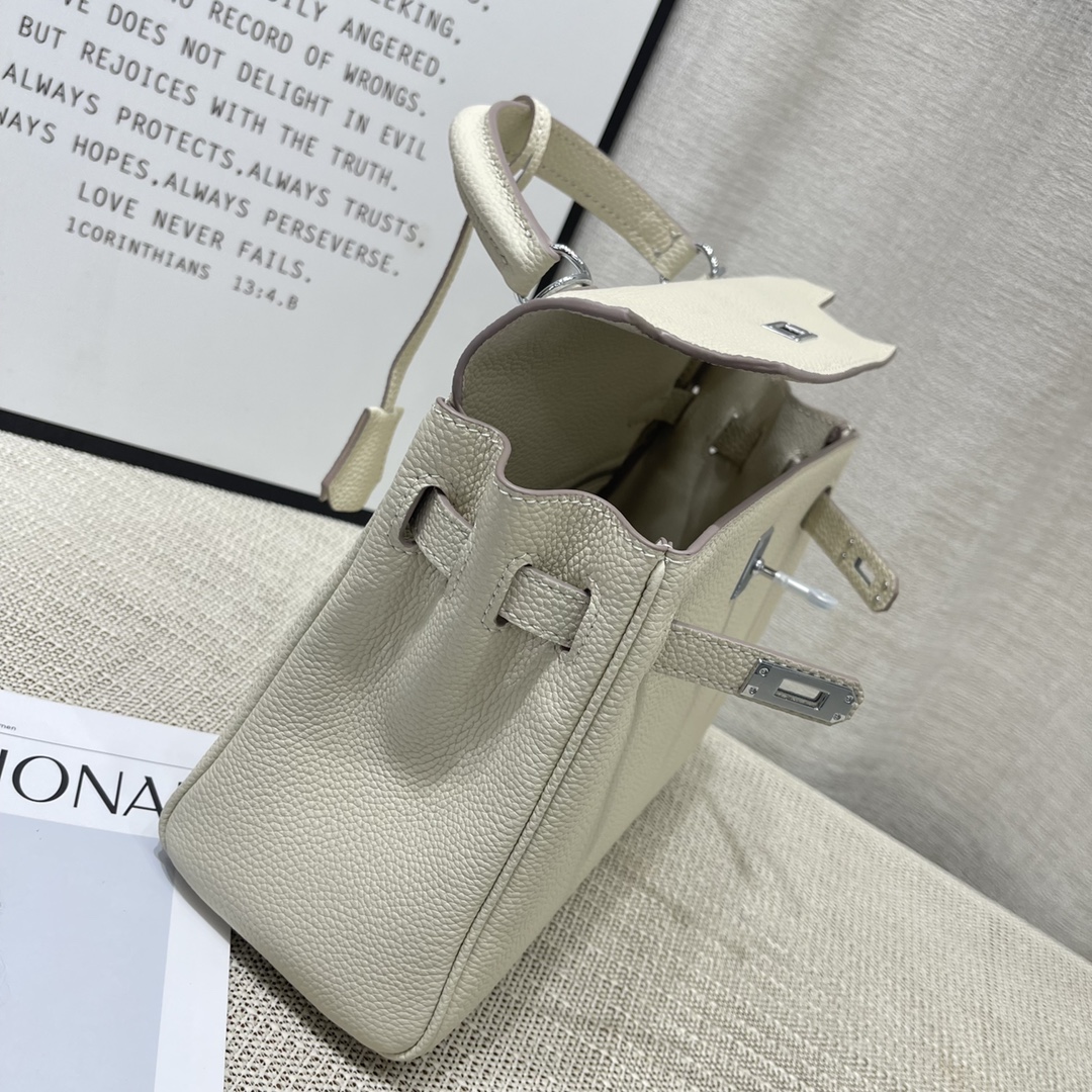 Herthtmes Togo Birkin 20/25 Bottle White Bag