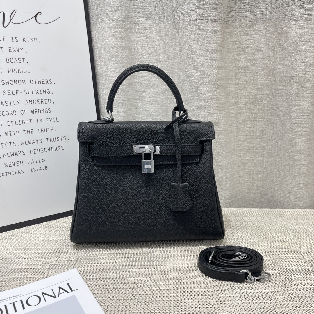 Herthtmes Togo Birkin 20/25 Bottle Black Bag