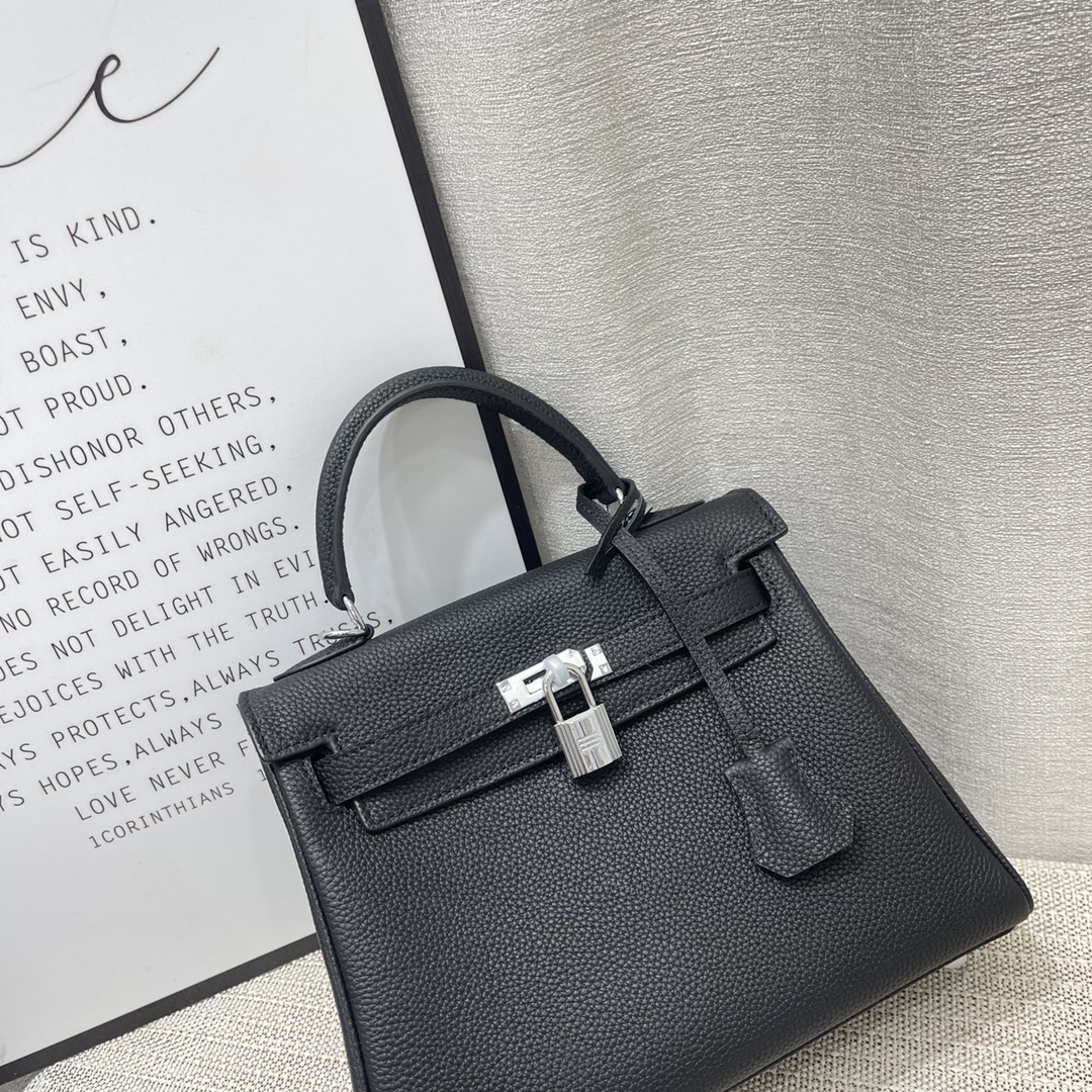 Herthtmes Togo Birkin 20/25 Bottle Black Bag