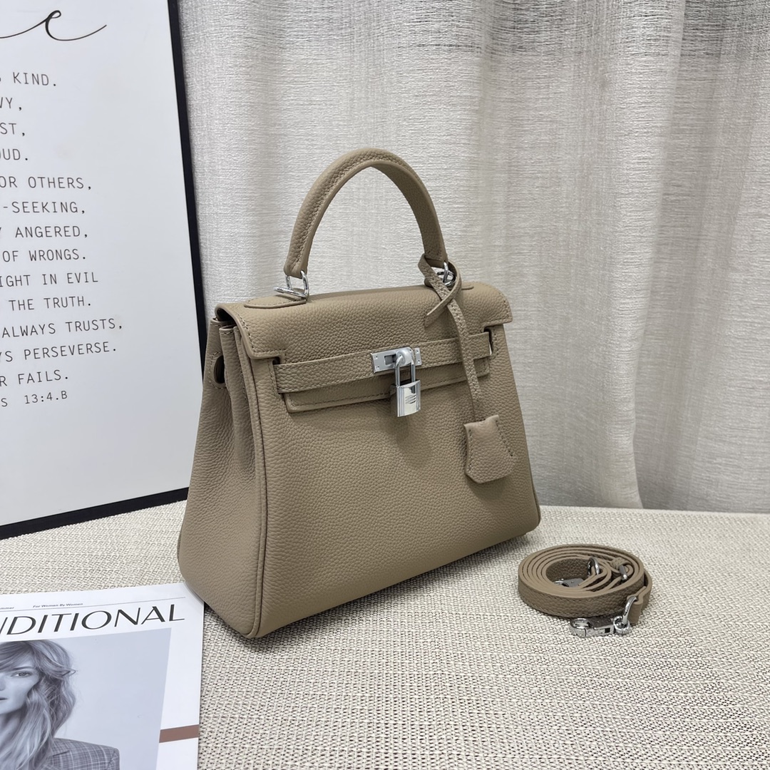 Herthtmes Togo Birkin 20/25 Bottle Khaki Bag