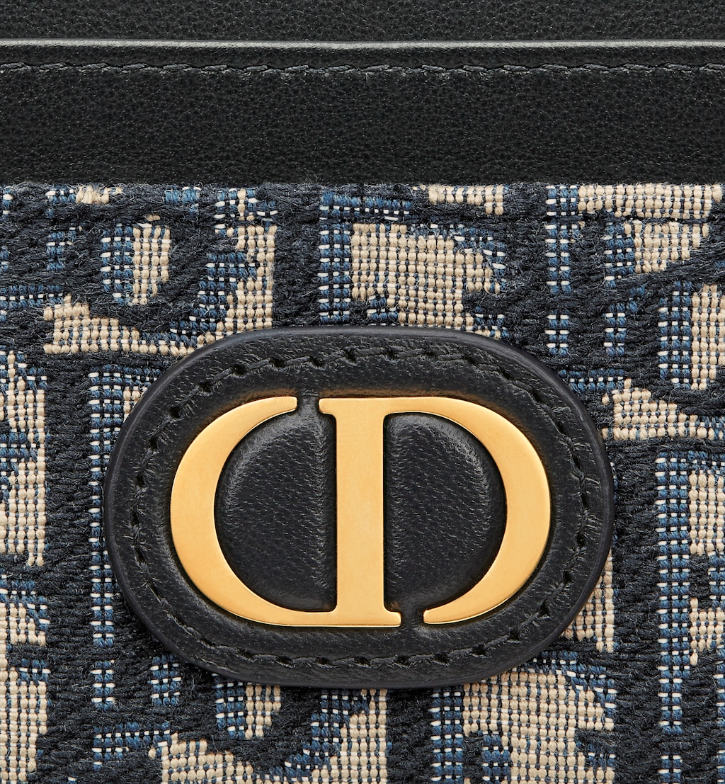 30 Montaigne Freesia Card Holder