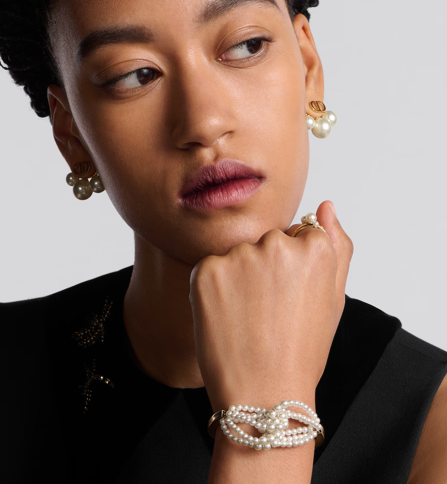 D-Bow Bangle