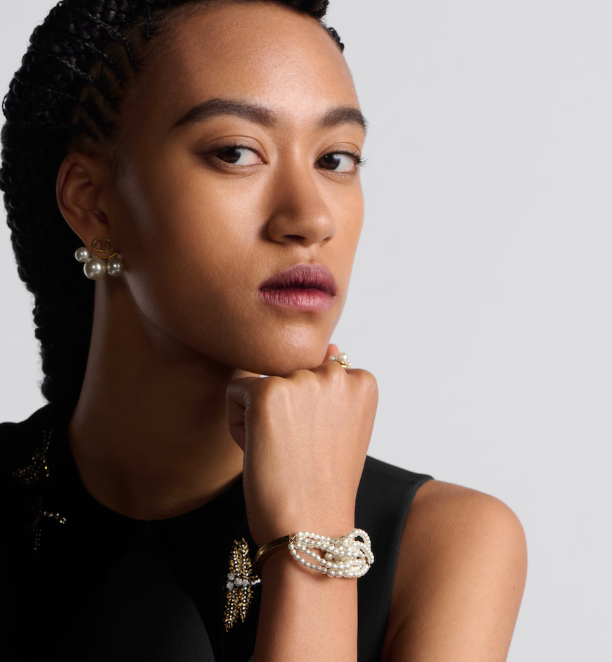 D-Bow Bangle
