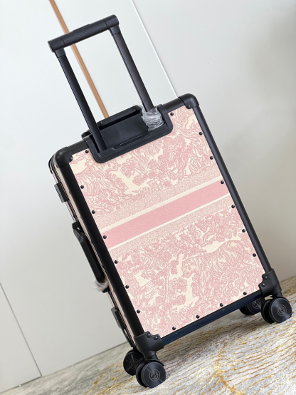 DR premium travel suitcases