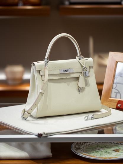 KELLY 28 FIRST LAYER TOGO COWHIDE WHITE