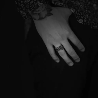DAGGER RING
