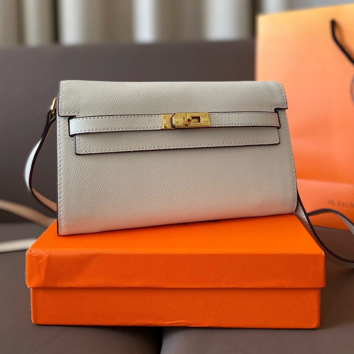 Epsom Kelly Wallet*
