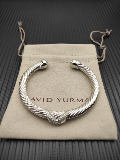 X Classic Cable Station Bracelet in Sterling Silver with Diamonds，7mm