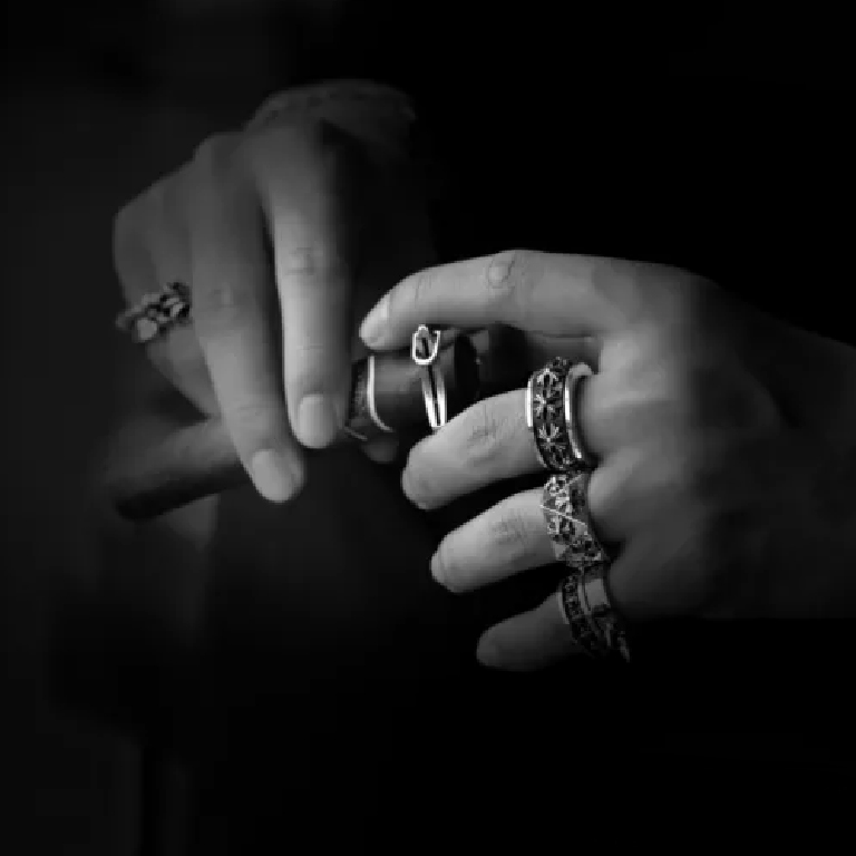 SMALL BS FLEUR RING