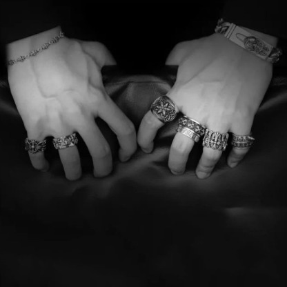 CEMETERY RING
