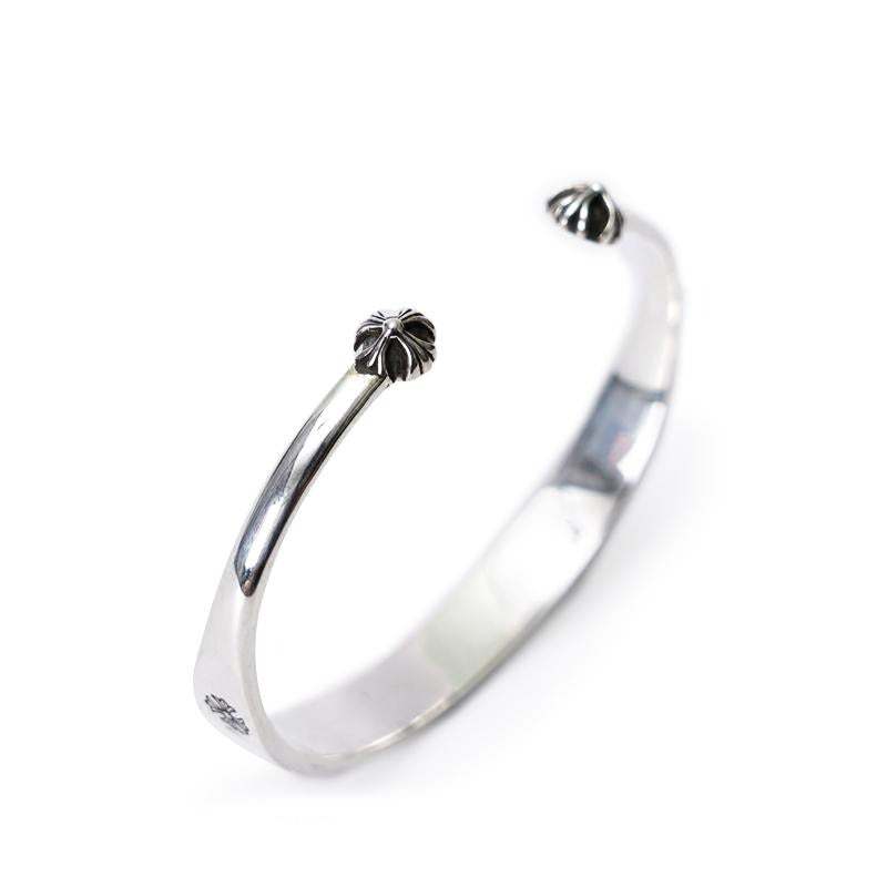 CH PLUS LOGO FLAT CUFF
