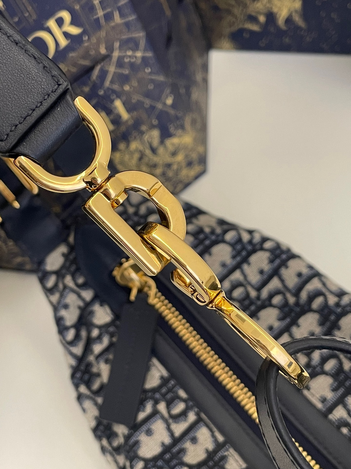 D-Journey handbag