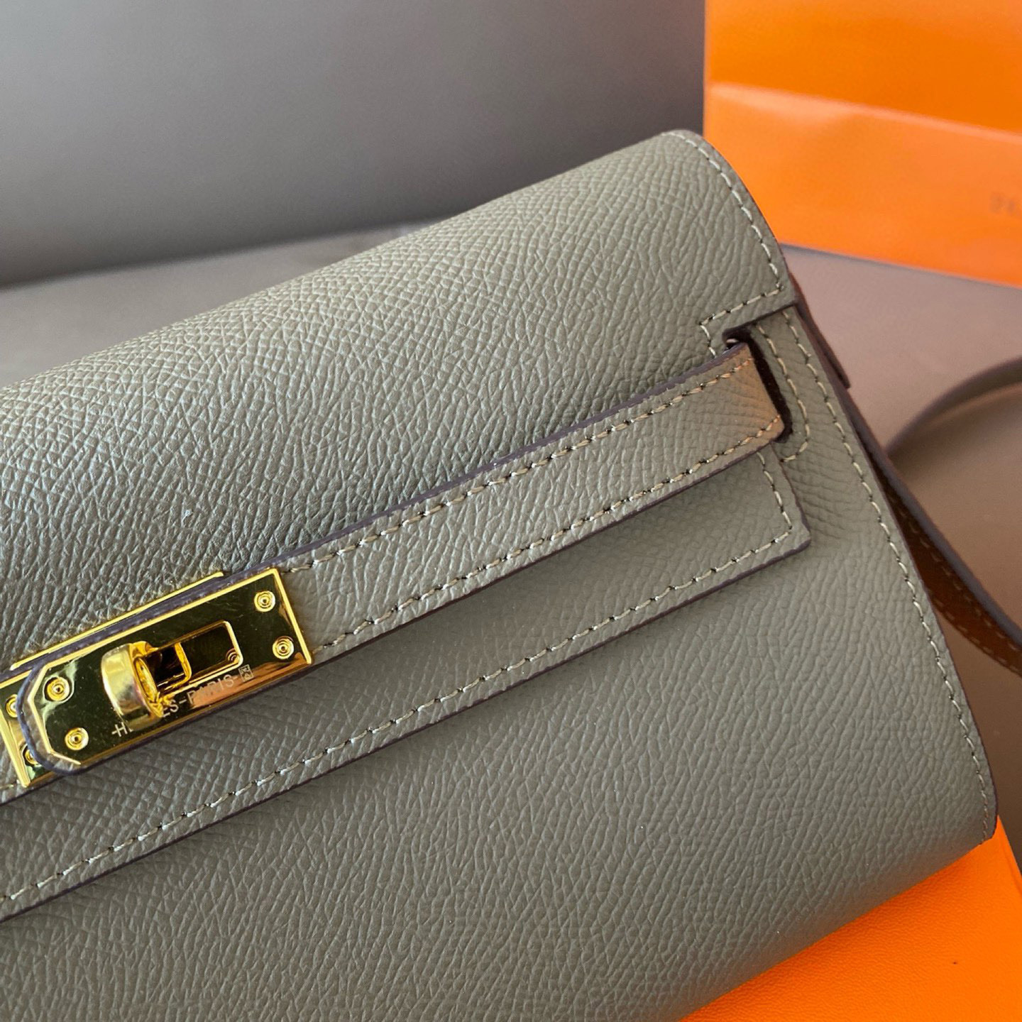 Epsom Kelly Wallet*