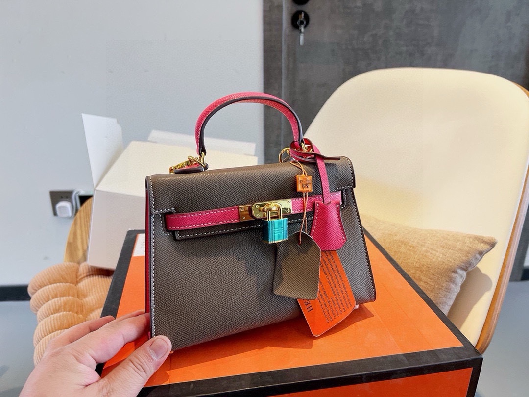 Kelly 20/25 Bag