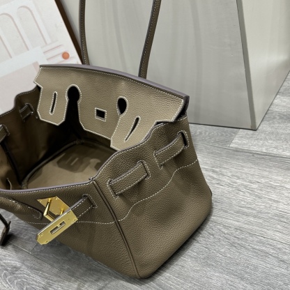 Herthtmes  Taurillon Clemence JPG Birkin  40