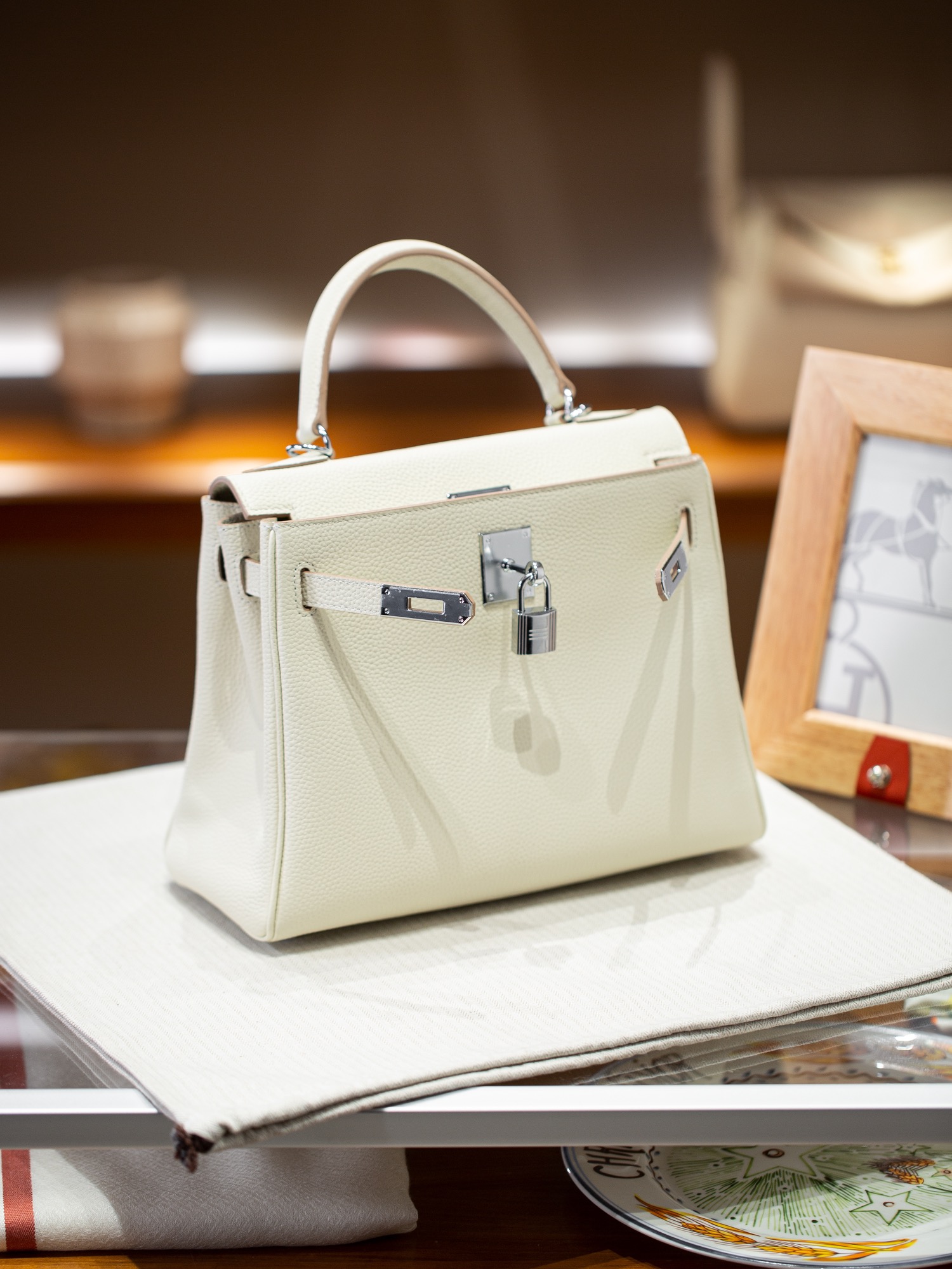 KELLY 28 FIRST LAYER TOGO COWHIDE WHITE