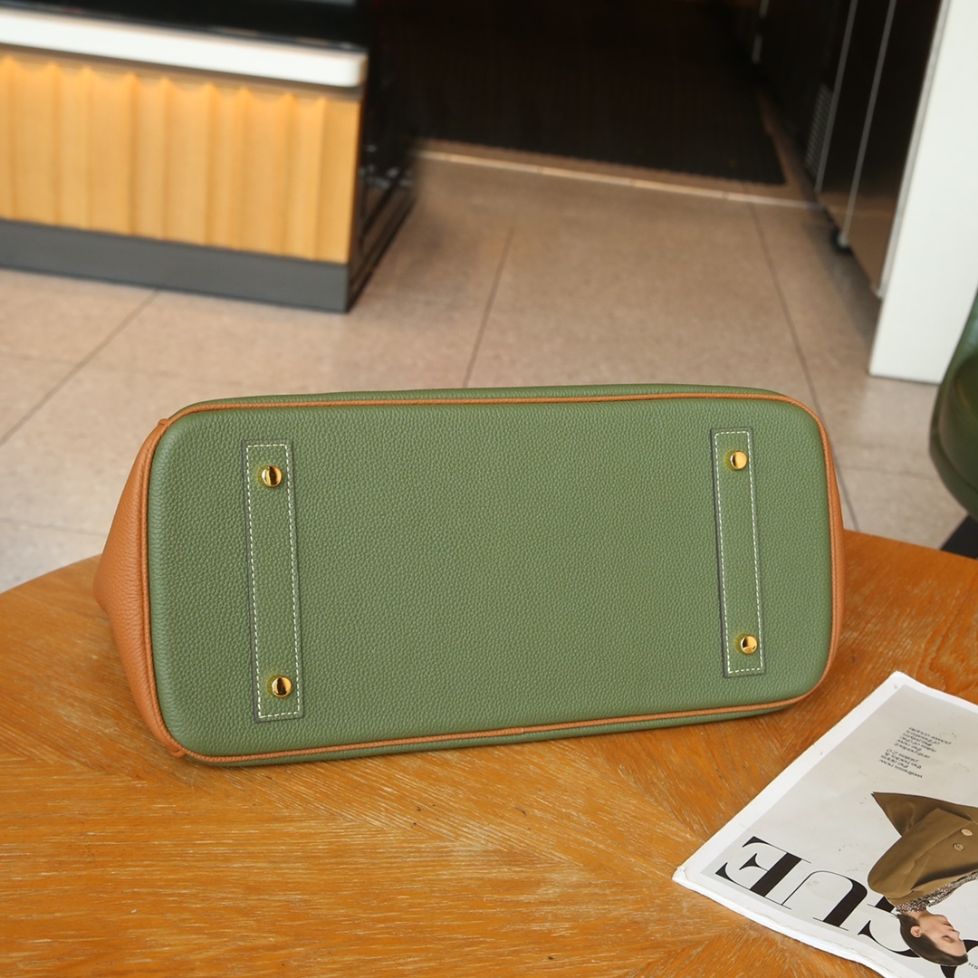 Herthtmes  Taurillon Clemence JPG Birkin  40