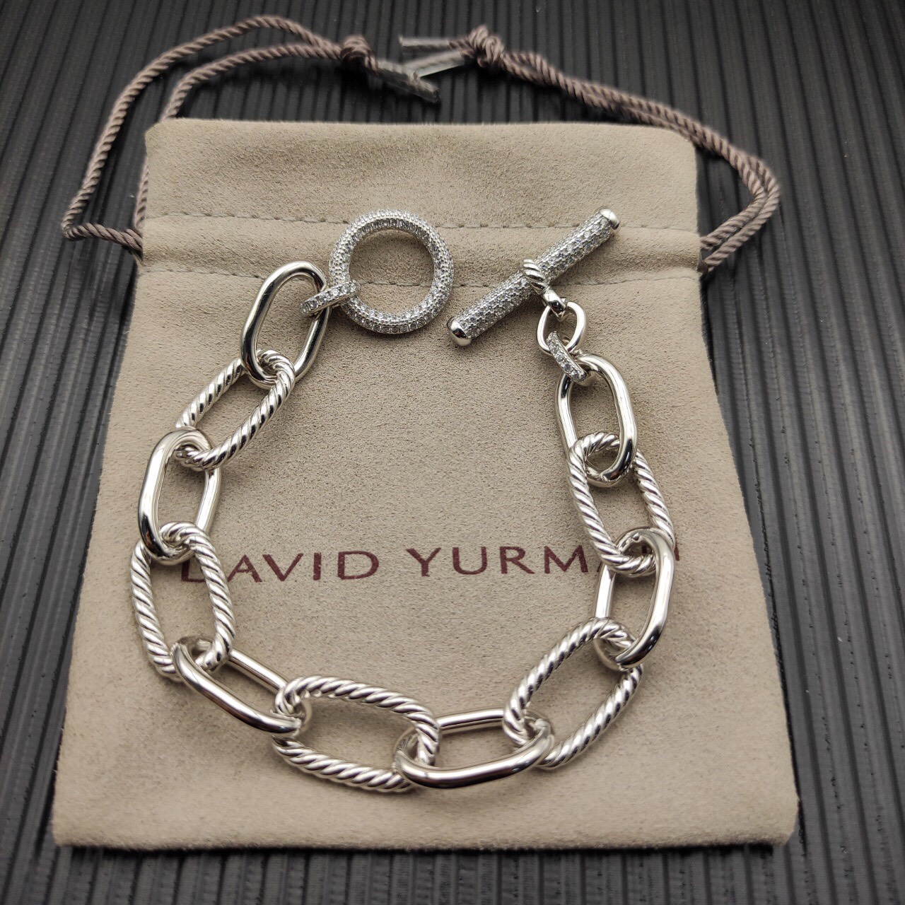 Dathtvid Yurthtman  DY Madison Pavé Toggle Chain Bracelet in Sterling Silver