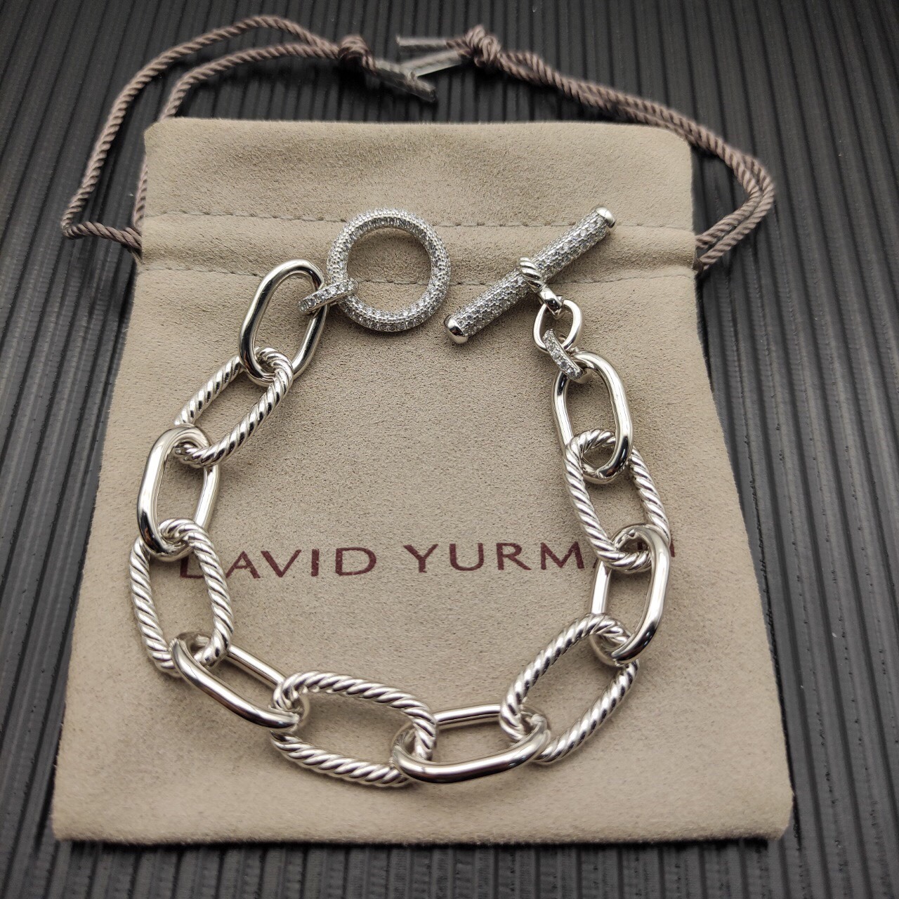 Dathtvid Yurthtman  DY Madison Pavé Toggle Chain Bracelet in Sterling Silver
