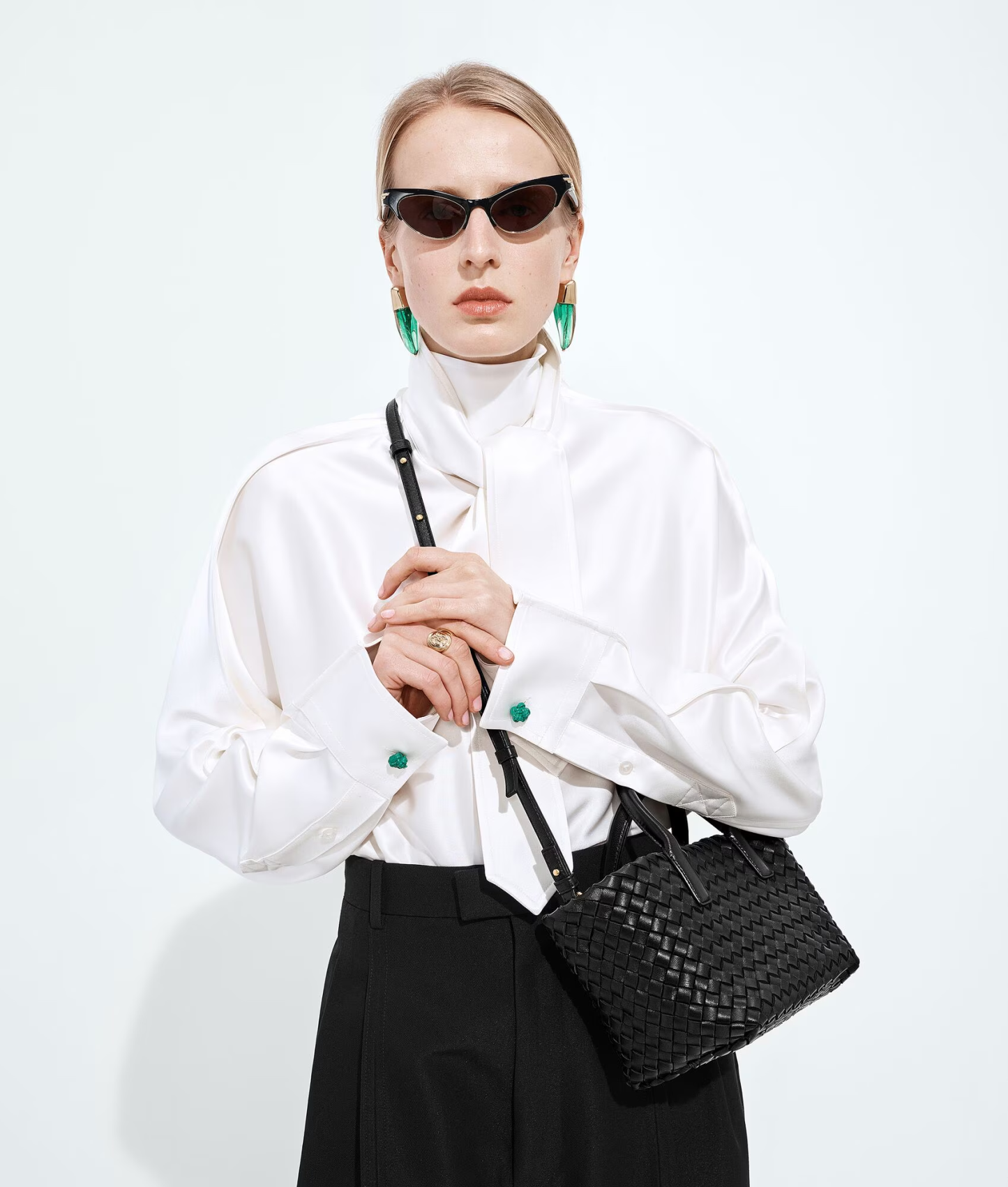 Bothtttega Vethtneta Mini Cabat