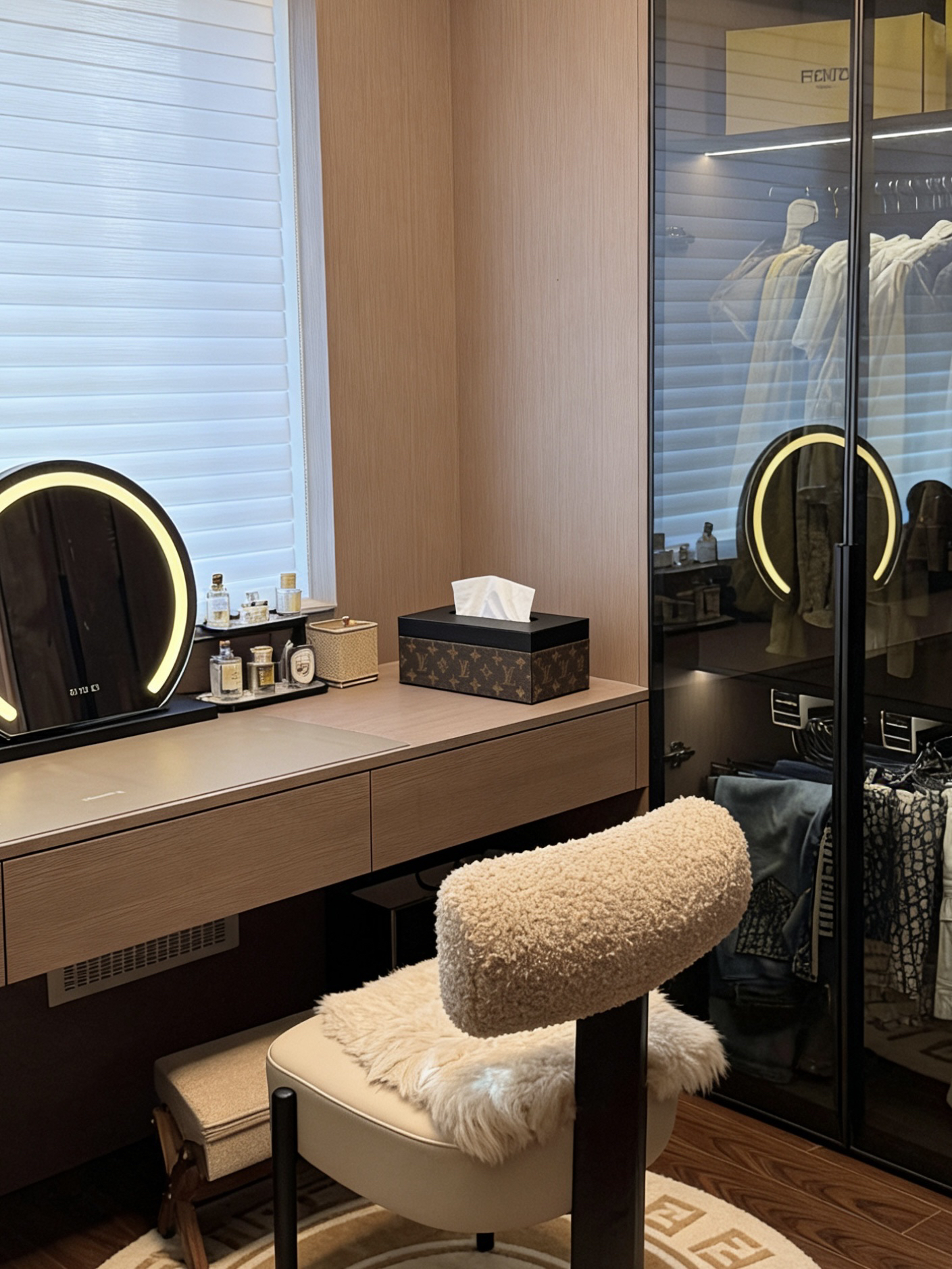 LV premium tissue box