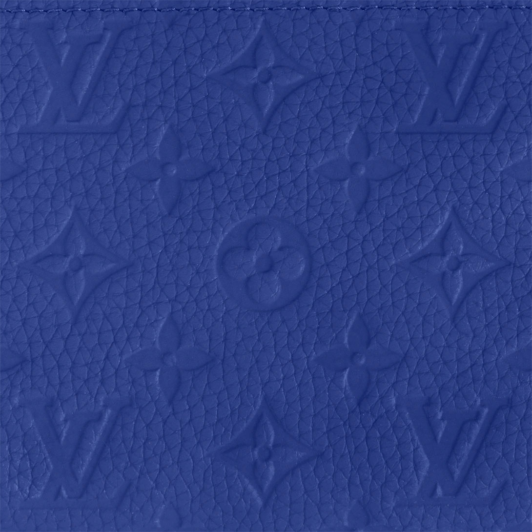 Steamer Wearable Wallet M82571