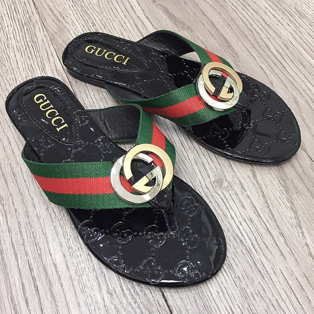 dlmLM002894A1 SANDAL