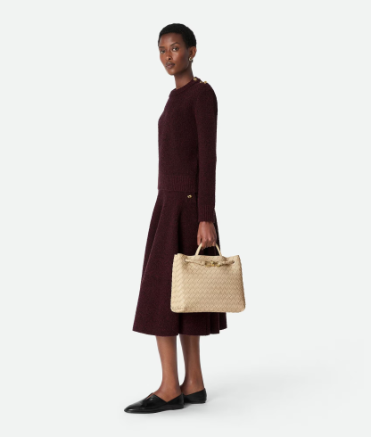 Bothtttega Vethtneta bags