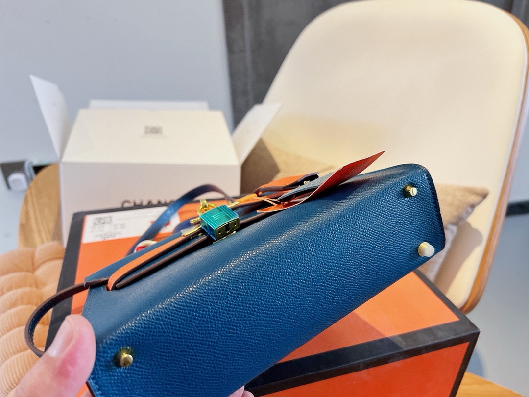 Kelly 20/25 Bag