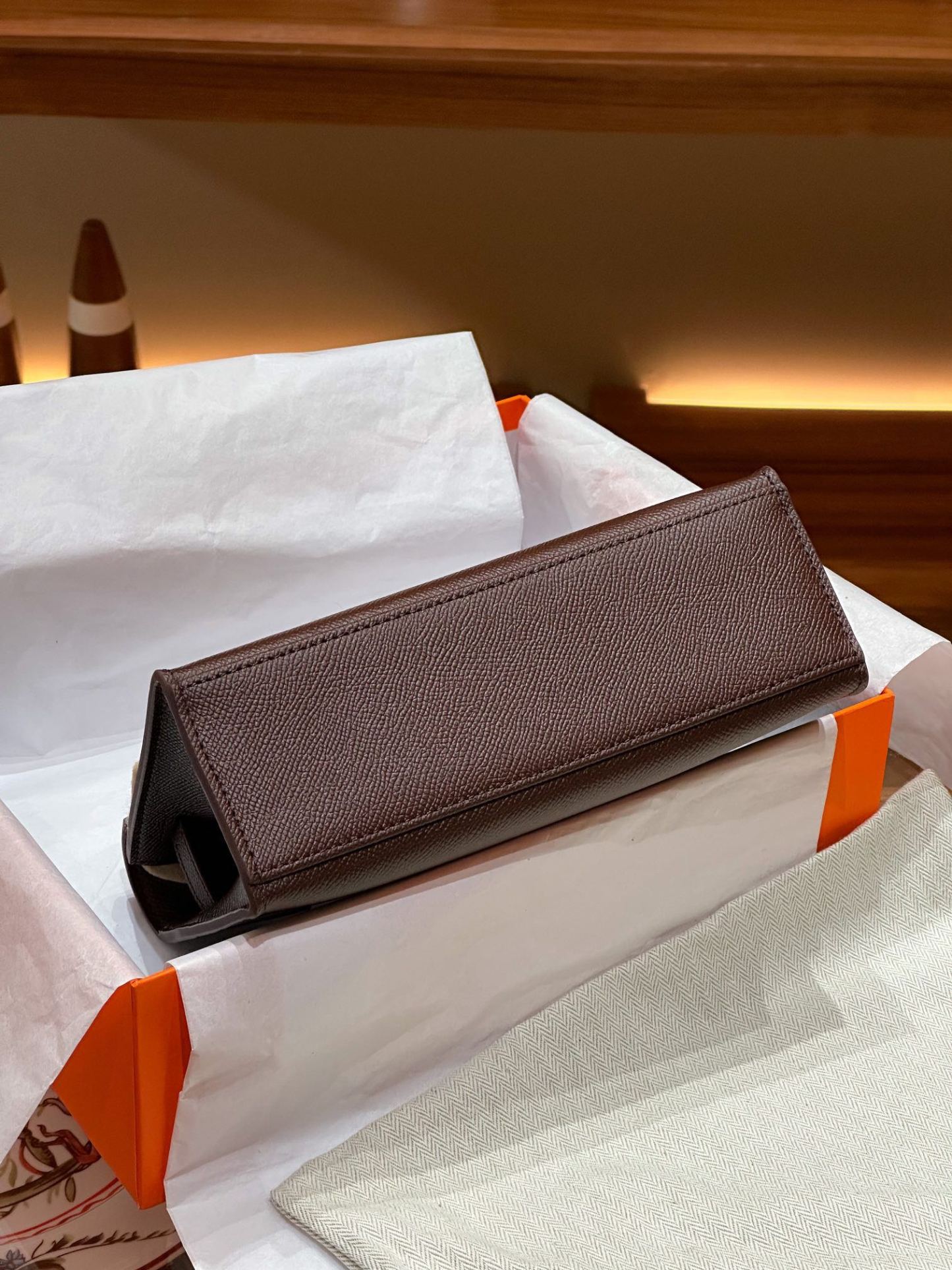 Herthtmes  Epsom Kelly Pochette Clutch