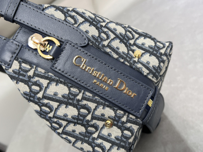D-Journey handbag