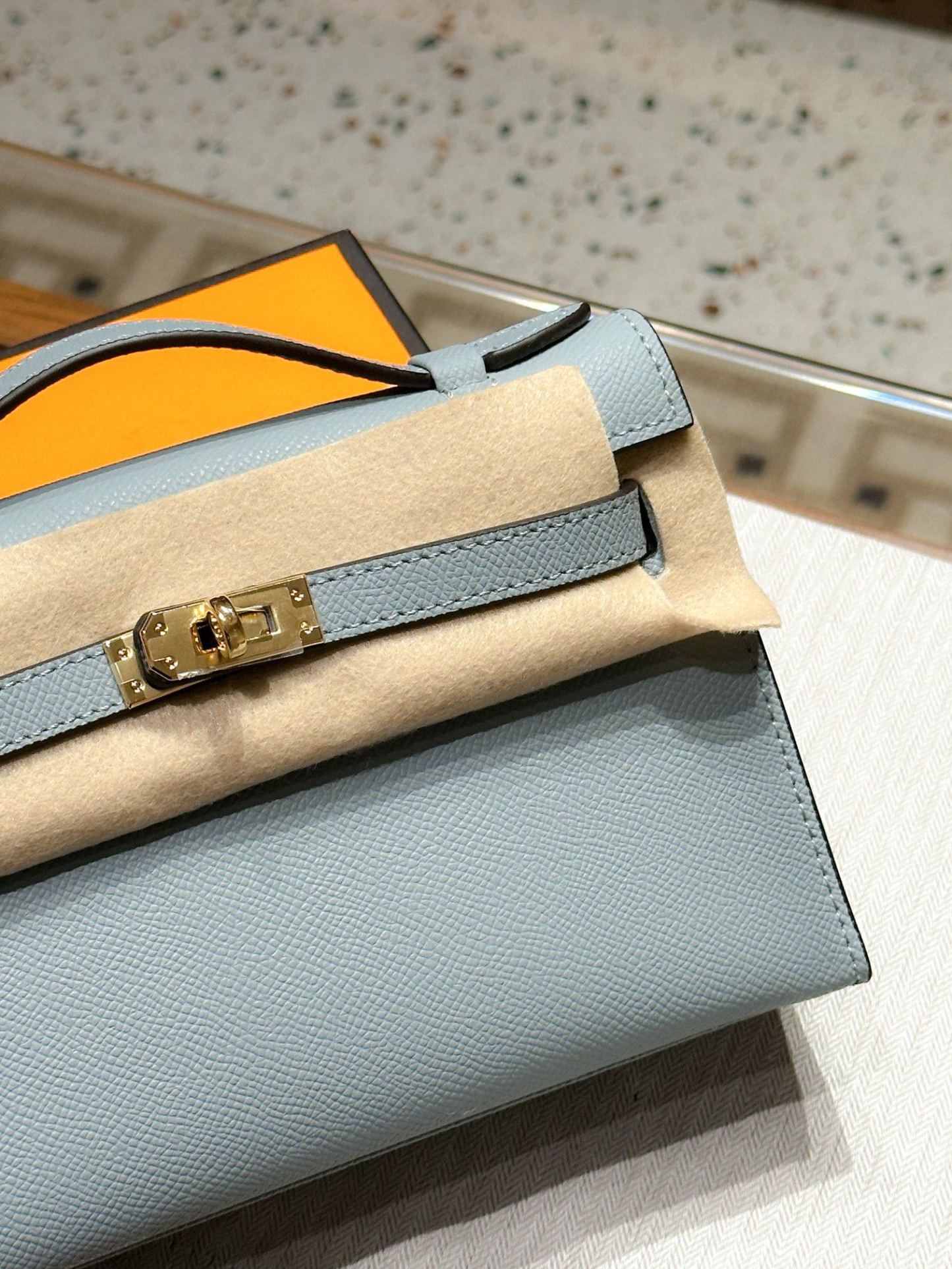 Herthtmes  Epsom Kelly Pochette Clutch