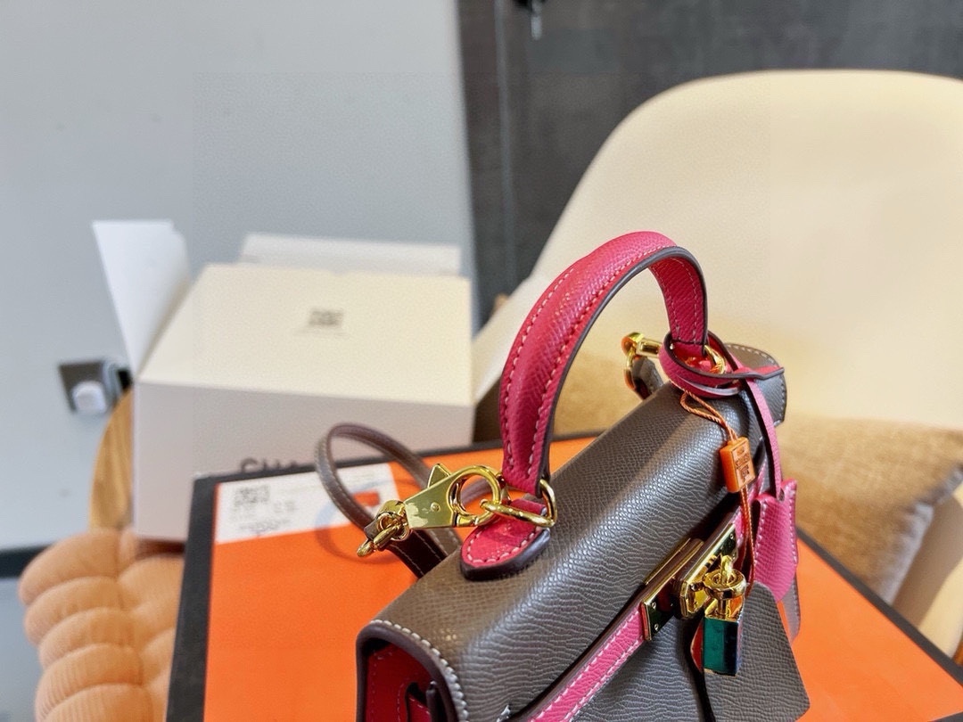 Kelly 20/25 Bag